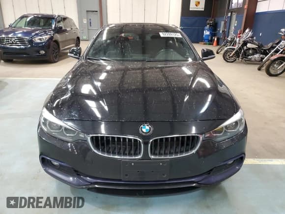 ✅ 2019 BMW 4 Series 430i xDrive • VIN: WBA4J3C51KBL10993 • Lot: 92289125. Listed on Copart with 132,159 mi. Free auction sales archive from the USA and detailed vehicle history report at DreamBid. Image 5.