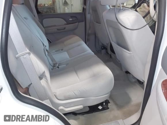 ✅ 2007 Chevrolet Tahoe LT • VIN: 1GNFK13007J357101 • Lot: 43449737. Wystawiony na IAAI z przebiegiem 166 876 mil. Bezpłatny archiwum sprzedaży aukcyjnych z USA i szczegółowy raport historii pojazdu na DreamBid. Zdjęcie 8.