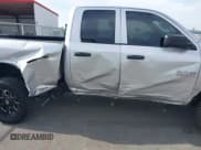 ✅ 2018 Ram 1500 Express • VIN: 1C6RR7FT1JS134780 • Lot: 43681599. Wystawiony na IAAI z przebiegiem 47 404 mil. Bezpłatny archiwum sprzedaży aukcyjnych z USA i szczegółowy raport historii pojazdu na DreamBid. Zdjęcie 6.