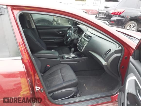 ✅ 2016 Nissan Altima SL • VIN: 1N4AL3AP6GC180768 • Lot: 43535432. Wystawiony na IAAI z przebiegiem 189 105 mil. Bezpłatny archiwum sprzedaży aukcyjnych z USA i szczegółowy raport historii pojazdu na DreamBid. Zdjęcie 5.