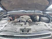 ✅ 2008 Chevrolet Suburban LTZ • VIN: 1GNFC160X8R252335 • Lot: 43109812. Wystawiony na IAAI z przebiegiem 324 571 mil. Bezpłatny archiwum sprzedaży aukcyjnych z USA i szczegółowy raport historii pojazdu na DreamBid. Zdjęcie 10.