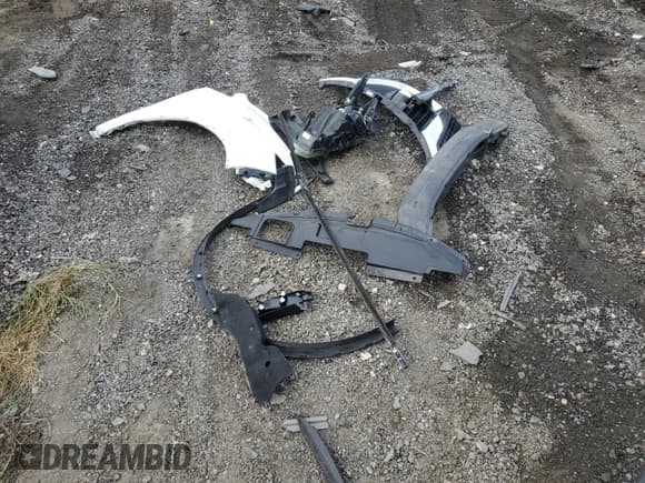 ✅ 2015 Nissan Murano Platinum • VIN: 5N1AZ2MG9FN221665 • Lot: 81493575. Listed on Copart with 88,314 mi. Free auction sales archive from the USA and detailed vehicle history report at DreamBid. Image 13.