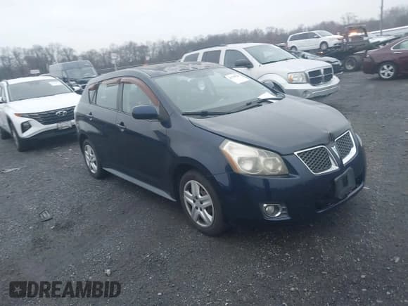 ✅ 2009 Pontiac Vibe 1SB • VIN: 5Y2SP67099Z435279 • Lot: 43759521. Wystawiony na IAAI z przebiegiem 126 287 mil. Bezpłatny archiwum sprzedaży aukcyjnych z USA i szczegółowy raport historii pojazdu na DreamBid. Zdjęcie 1.