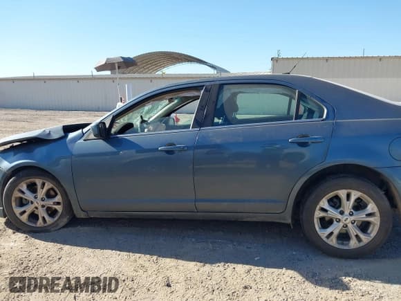 ✅ 2012 Ford Fusion SE • VIN: 3FAHP0HG3CR312324 • Lot: 43588313. Listed on IAAI with Not provided. Free auction sales archive from the USA and detailed vehicle history report at DreamBid. Image 15.