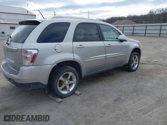 ✅ 2007 Chevrolet Equinox LT • VIN: 2CNDL73FX76229090 • Лот: 41908024. Опубликован ранее на IAAI с пробегом 216 461 миль. Бесплатный доступ к архиву аукционных продаж из США и подробный отчёт об истории автомобиля на DreamBid. Изображение 4.