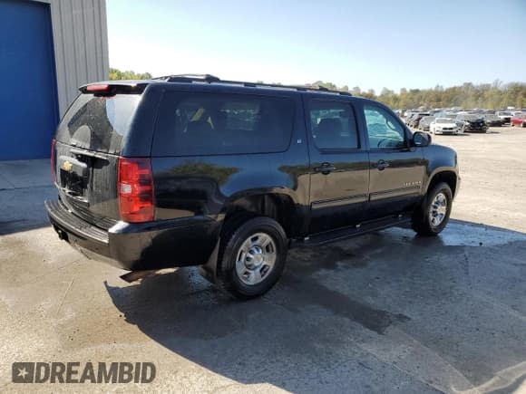 ✅ 2013 Chevrolet Suburban • VIN: 1GNWKMEG8DR213398 • Lot: 75192044. Listed on Copart with 160,035 mi. Free auction sales archive from the USA and detailed vehicle history report at DreamBid. Image 3.