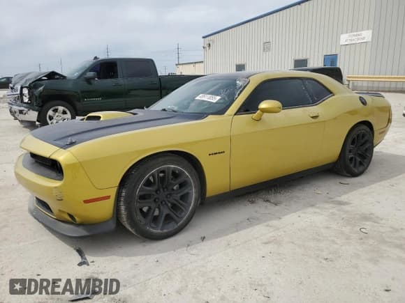 ✅ 2020 Dodge Challenger R/T 50th Anniversary • VIN: 2C3CDZBT7LH246383 • Lot: 48911855. Wystawiony na Copart z przebiegiem 112 469 mil. Bezpłatny archiwum sprzedaży aukcyjnych z USA i szczegółowy raport historii pojazdu na DreamBid. Zdjęcie 1.