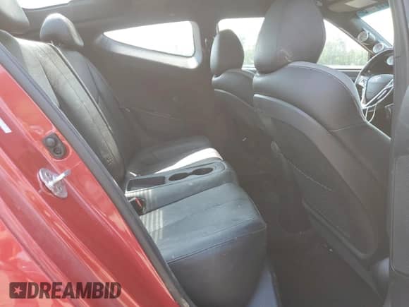 2016 Hyundai Veloster Turbo z VIN KMHTC6AE0GU294483, wystawiony jako Copart lot #60317345 z przebiegiem 86 045 mil mil oraz Szkoda całkowita • Salvage title. Historia ofert i sprzedaży dostępna na DreamBid. Obrazek 10.