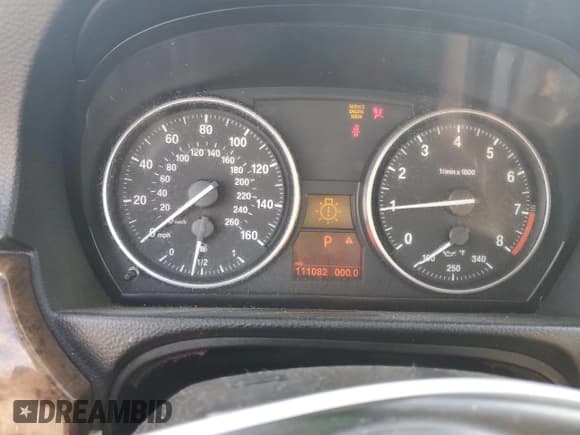 ✅ 2008 BMW 3 Series 328i • VIN: WBAWL13578PX21737 • Lot: 44529535. Listed on Copart with 111,082 mi. Free auction sales archive from the USA and detailed vehicle history report at DreamBid. Image 9.