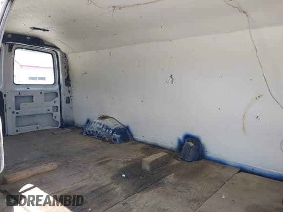 ✅ 2000 GMC Savana • VIN: 1GTHG39R7Y1205564 • Lot: 42283490. Wystawiony na IAAI z przebiegiem 173 809 mil. Bezpłatny archiwum sprzedaży aukcyjnych z USA i szczegółowy raport historii pojazdu na DreamBid. Zdjęcie 8.