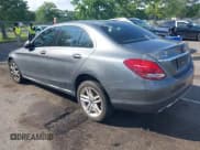 ✅ 2018 Mercedes-Benz C 300 • VIN: 55SWF4KB4JU248039 • Lot: 42788782. Listed on IAAI with 86,104 mi. Free auction sales archive from the USA and detailed vehicle history report at DreamBid. Image 3.