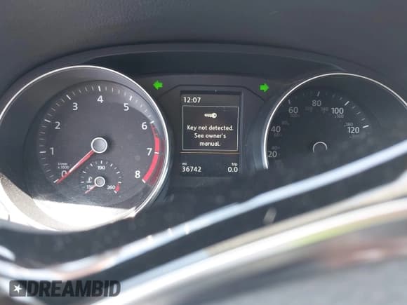 ✅ 2019 Volkswagen Passat Wolfsburg Edition • VIN: 1VWLA7A37KC012334 • Lot: 42923649. Wystawiony na IAAI z przebiegiem 36 742 mil. Bezpłatny archiwum sprzedaży aukcyjnych z USA i szczegółowy raport historii pojazdu na DreamBid. Zdjęcie 15.