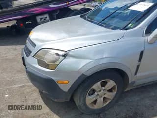 ✅ 2014 Chevrolet Captiva Sport LS • VIN: 3GNAL2EK2ES652899 • Lot: 42191815. Wystawiony na IAAI z przebiegiem 216 714 mil. Bezpłatny archiwum sprzedaży aukcyjnych z USA i szczegółowy raport historii pojazdu na DreamBid. Zdjęcie 6.
