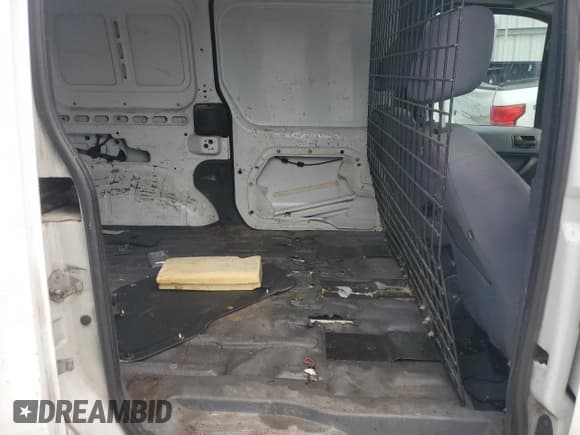 ✅ 2013 Ford Transit Connect XL • VIN: NM0LS7CN1DT129423 • Lot: 67001945. Listed on Copart with 156,436 mi. Free auction sales archive from the USA and detailed vehicle history report at DreamBid. Image 11.