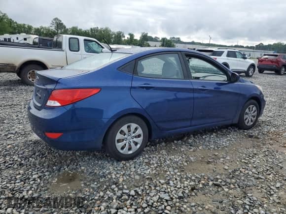 2016 Hyundai Accent SE с VIN KMHCT4AE5GU095045, выставлен на аукционе Copart как лот 54712495 с пробегом 104 708 миль миль и Списание • Salvage title. История ставок и продаж доступна на DreamBid. Изображение 3.