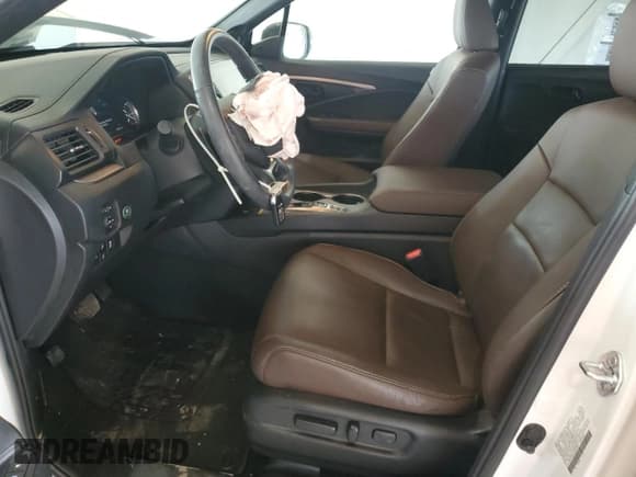 ✅ 2024 Honda Passport EX-L • VIN: 5FNYF8H57RB007851 • Лот: 80802995. Опубликован ранее на Copart с пробегом 25 072 миль. Бесплатный доступ к архиву аукционных продаж из США и подробный отчёт об истории автомобиля на DreamBid. Изображение 7.