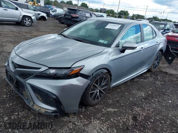 2023 Toyota Camry SE with VIN 4T1T11BK2PU100968, listed as a IAAI auction lot 43106071 with 7,833 mi miles and . Bid and sale history available at DreamBid. Image 17.