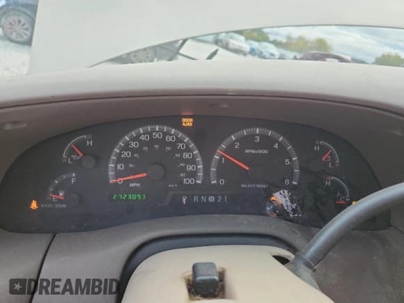 ✅ 1999 Ford F-150 XL • VIN: 1FTRX08W1XKA32224 • Lot: 71738115. Wystawiony na Copart z przebiegiem 272 309 mil. Bezpłatny archiwum sprzedaży aukcyjnych z USA i szczegółowy raport historii pojazdu na DreamBid. Zdjęcie 9.