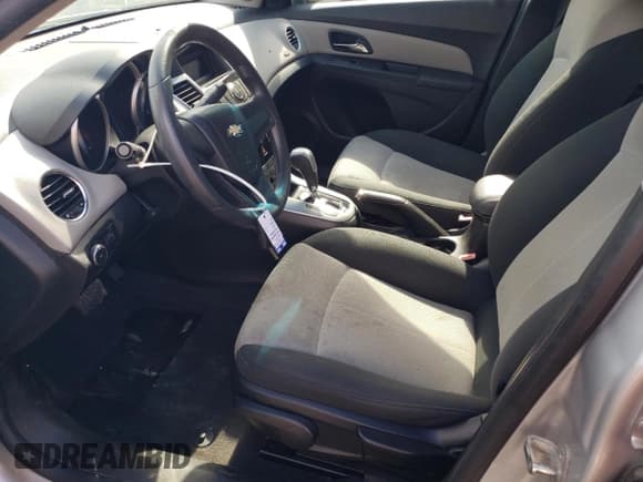 ✅ 2011 Chevrolet Cruze LS • VIN: 1G1PC5SH6B7240534 • Lot: 86092295. Wystawiony na Copart z przebiegiem 118 708 mil. Bezpłatny archiwum sprzedaży aukcyjnych z USA i szczegółowy raport historii pojazdu na DreamBid. Zdjęcie 7.