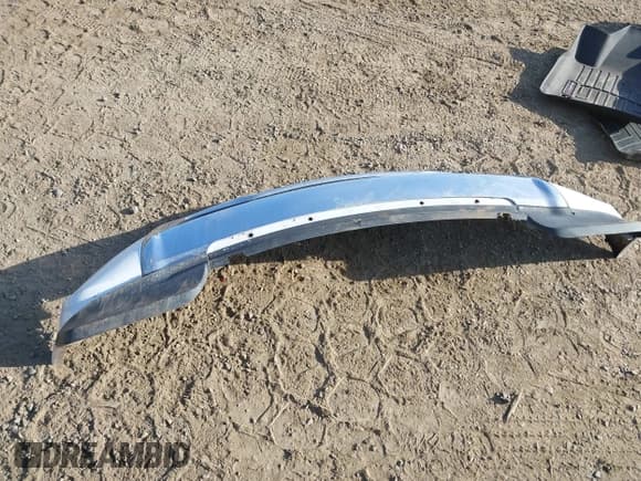 ✅ 2015 Jeep Grand Cherokee Overland • VIN: 1C4RJFCM5FC618248 • Lot: 42235847. Listed on IAAI with 137,612 mi. Free auction sales archive from the USA and detailed vehicle history report at DreamBid. Image 12.