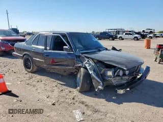 ✅ 1988 BMW 5 Series 528e • VIN: WBADK8305J9887630 • Lot: 90927765. Listed on Copart with 121,695 mi. Free auction sales archive from the USA and detailed vehicle history report at DreamBid. Image 4.