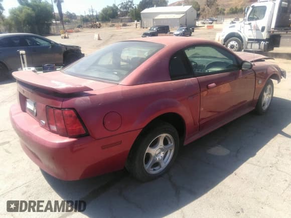 ✅ 2004 Ford Mustang Standard • VIN: 1FAFP40424F125381 • Lot: 27419844. Listed on IAAI with 101,583 mi. Free auction sales archive from the USA and detailed vehicle history report at DreamBid. Image 4.