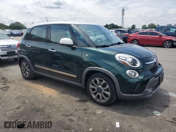 ✅ 2016 FIAT 500L Trekking • VIN: ZFBCFADH6GZ037273 • Lot: 63826924. Listed on Copart with 84,926 mi. Free auction sales archive from the USA and detailed vehicle history report at DreamBid. Image 4.