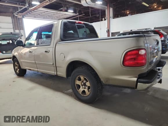 ✅ 2002 Ford F-150 XLT • VIN: 1FTRW07652KA75042 • Лот: 91189565. Опубликован ранее на Copart с пробегом Не указан. Бесплатный доступ к архиву аукционных продаж из США и подробный отчёт об истории автомобиля на DreamBid. Изображение 2.