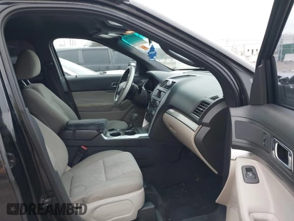 ✅ 2012 Ford Explorer • VIN: 1FMHK7B89CGA36320 • Лот: 43819240. Опубликован ранее на IAAI с пробегом 215 478 миль. Бесплатный доступ к архиву аукционных продаж из США и подробный отчёт об истории автомобиля на DreamBid. Изображение 5.