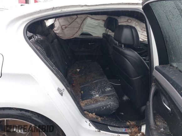 ✅ 2016 BMW 5 Series 535i • VIN: WBA5B1C55GG129685 • Лот: 43798708. Опубликован ранее на IAAI с пробегом Не указан. Бесплатный доступ к архиву аукционных продаж из США и подробный отчёт об истории автомобиля на DreamBid. Изображение 8.