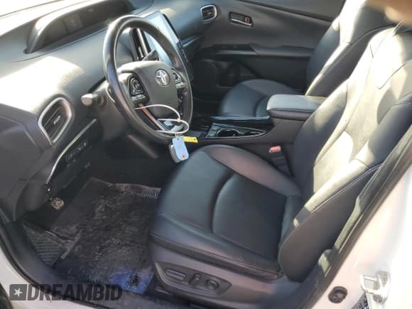 ✅ 2020 Toyota Prius Limited • VIN: JTDKARFP2L3147910 • Lot: 91129355. Wystawiony na Copart z przebiegiem 93 093 mil. Bezpłatny archiwum sprzedaży aukcyjnych z USA i szczegółowy raport historii pojazdu na DreamBid. Zdjęcie 7.