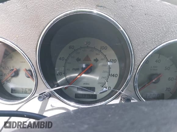 ✅ 1999 Mercedes-Benz SLK 230/320 • VIN: WDBKK47F9XF136119 • Lot: 42462836. Wystawiony na IAAI z przebiegiem 137 586 mil. Bezpłatny archiwum sprzedaży aukcyjnych z USA i szczegółowy raport historii pojazdu na DreamBid. Zdjęcie 15.