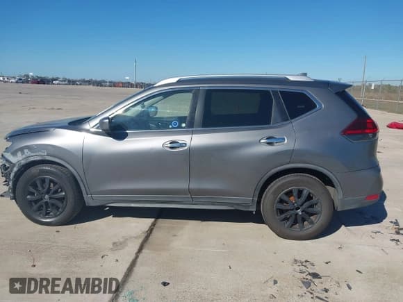 ✅ 2019 Nissan Rogue SV • VIN: KNMAT2MT1KP529429 • Lot: 43610739. Listed on IAAI with 145,700 mi. Free auction sales archive from the USA and detailed vehicle history report at DreamBid. Image 14.
