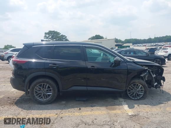 ✅ 2023 Nissan Rogue S • VIN: 5N1BT3AA6PC903444 • Lot: 42395582. Listed on IAAI with 16,981 mi. Free auction sales archive from the USA and detailed vehicle history report at DreamBid. Image 13.