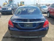 ✅ 2015 Mercedes-Benz C 300 • VIN: 55SWF4JB9FU053109 • Лот: 43066781. Опубликован ранее на IAAI с пробегом 201 643 миль. Бесплатный доступ к архиву аукционных продаж из США и подробный отчёт об истории автомобиля на DreamBid. Изображение 17.