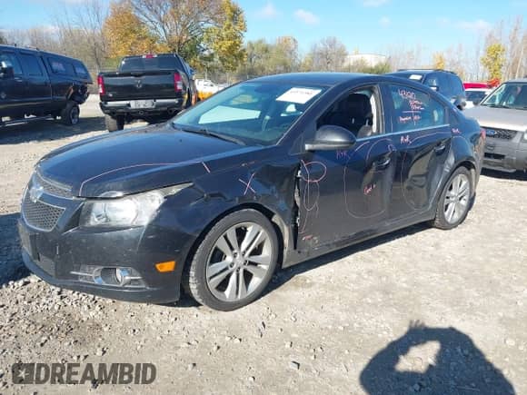 2013 Chevrolet Cruze LTZ с VIN 1G1PG5SB8D7141023, выставлен на аукционе IAAI как лот 43571381 с пробегом 124 495 миль миль и . История ставок и продаж доступна на DreamBid. Изображение 2.