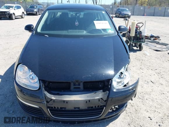 ✅ 2010 Volkswagen Jetta Limited Edition • VIN: 3VWRZ7AJ5AM158388 • Lot: 42054349. Listed on IAAI with 101,272 mi. Free auction sales archive from the USA and detailed vehicle history report at DreamBid. Image 12.