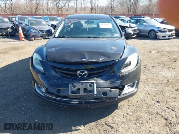 ✅ 2011 Mazda 6 i Touring • VIN: 1YVHZ8CH7B5M02283 • Lot: 41769137. Listed on IAAI with 157,972 mi. Free auction sales archive from the USA and detailed vehicle history report at DreamBid. Image 12.