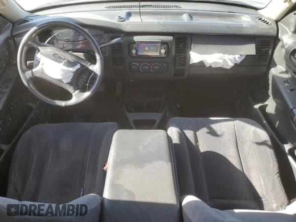 ✅ 2004 Dodge Dakota SLT • VIN: 1D7HL48N54S505341 • Lot: 47163835. Wystawiony na Copart z przebiegiem 203 292 mil. Bezpłatny archiwum sprzedaży aukcyjnych z USA i szczegółowy raport historii pojazdu na DreamBid. Zdjęcie 8.