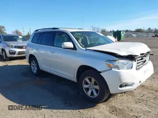 ✅ 2008 Toyota Highlander • VIN: JTEES41A182046818 • Lot: 43675468. Listed on IAAI with 317,179 mi. Free auction sales archive from the USA and detailed vehicle history report at DreamBid. Image 1.