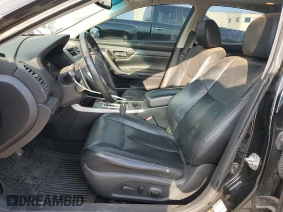 ✅ 2015 Nissan Altima SL • VIN: 1N4BL3AP2FC180706 • Lot: 49413845. Wystawiony na Copart z przebiegiem 206 608 mil. Bezpłatny archiwum sprzedaży aukcyjnych z USA i szczegółowy raport historii pojazdu na DreamBid. Zdjęcie 7.