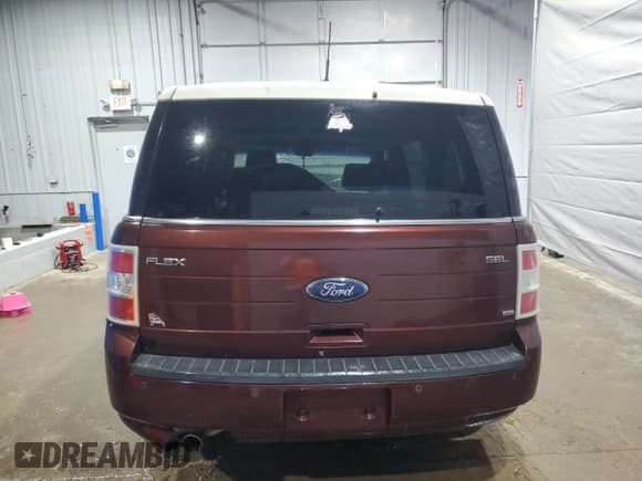 ✅ 2010 Ford Flex SEL • VIN: 2FMHK6CC1ABA34773 • Lot: 58503145. Wystawiony na Copart z przebiegiem 209 548 mil. Bezpłatny archiwum sprzedaży aukcyjnych z USA i szczegółowy raport historii pojazdu na DreamBid. Zdjęcie 6.