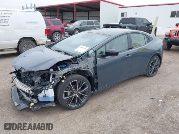 ✅ 2024 Toyota Prius LE • VIN: JTDACAAU8R3028529 • Lot: 42079826. Wystawiony na IAAI z przebiegiem 7 849 mil. Bezpłatny archiwum sprzedaży aukcyjnych z USA i szczegółowy raport historii pojazdu na DreamBid. Zdjęcie 22.