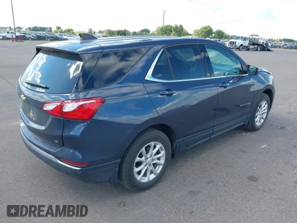 ✅ 2018 Chevrolet Equinox LT • VIN: 3GNAXJEV2JL389648 • Lot: 43072053. Listed on IAAI with 120,749 mi. Free auction sales archive from the USA and detailed vehicle history report at DreamBid. Image 4.