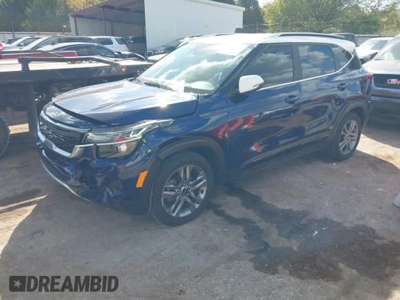 ✅ 2023 Kia Seltos S • VIN: KNDEU2AA2P7417960 • Лот: 43388910. Опубликован ранее на IAAI с пробегом 32 329 миль. Бесплатный доступ к архиву аукционных продаж из США и подробный отчёт об истории автомобиля на DreamBid. Изображение 2.