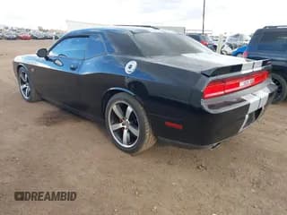 ✅ 2012 Dodge Challenger SRT-8 392 • VIN: 2C3CDYCJ9CH269848 • Lot: 41597461. Wystawiony na IAAI z przebiegiem 89 901 mil. Bezpłatny archiwum sprzedaży aukcyjnych z USA i szczegółowy raport historii pojazdu na DreamBid. Zdjęcie 3.