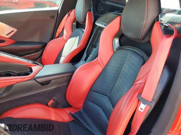 2020 Chevrolet Corvette 3LT с VIN 1G1Y82D49L5116656, выставлен на аукционе Copart как лот 74522944 с пробегом Не указан миль и Списание • Salvage title. История ставок и продаж доступна на DreamBid. Изображение 10.