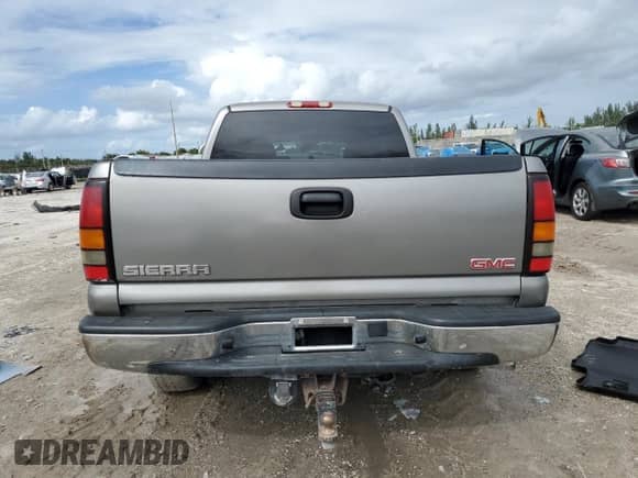 2006 GMC Sierra 1500 SLE1 with VIN 1GTEC19V86Z222677, listed as a Copart auction lot 77193114 with Not provided miles and Salvage title. Bid and sale history available at DreamBid. Image 6.