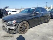 ✅ 2018 Mercedes-Benz E 300 • VIN: WDDZF4JB1JA318109 • Lot: 69402835. Wystawiony na Copart z przebiegiem 256 161 mil. Bezpłatny archiwum sprzedaży aukcyjnych z USA i szczegółowy raport historii pojazdu na DreamBid. Zdjęcie 1.