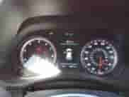 2019 Hyundai Veloster Turbo R-Spec z VIN KMHTH6AB0KU018904, wystawiony jako Copart lot #77223314 z przebiegiem 82 877 mil mil oraz Szkoda całkowita • Salvage title. Historia ofert i sprzedaży dostępna na DreamBid. Obrazek 9.